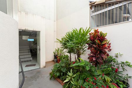 Apartamento à venda com 65m², 3 quartos e 1 vagaEntrada