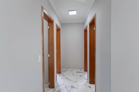 Corredor de apartamento à venda com 3 quartos, 65m² em Jardim Leblon, Belo Horizonte