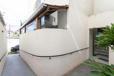 Apartamento à venda com 65m², 3 quartos e 1 vagaEntrada