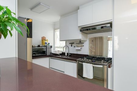 Apartamento à venda com 120m², 3 quartos e 2 vagasCozinha