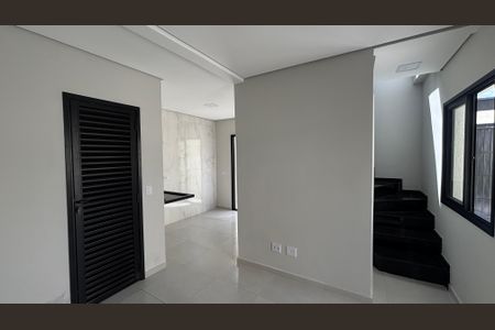 Sala de casa à venda com 2 quartos, 85m² em Jardim Ocara, Santo André
