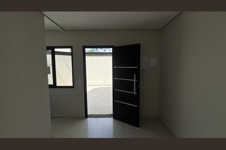 Casa à venda com 85m², 2 quartos e 2 vagasSala