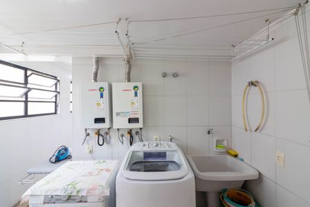 Apartamento para alugar com 230m², 3 quartos e 2 vagasÁrea de Serviço