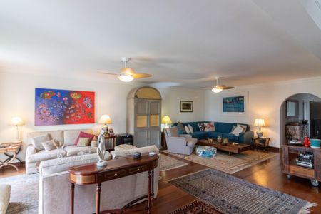 Apartamento para alugar com 230m², 3 quartos e 2 vagasSala