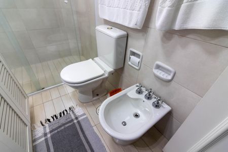 Apartamento para alugar com 230m², 3 quartos e 2 vagasBanheiro da Suíte