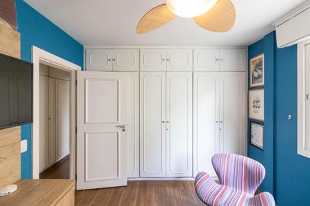 Apartamento para alugar com 230m², 3 quartos e 2 vagasQuarto 2