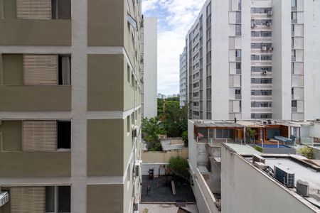 Apartamento para alugar com 230m², 3 quartos e 2 vagasVista da Suíte