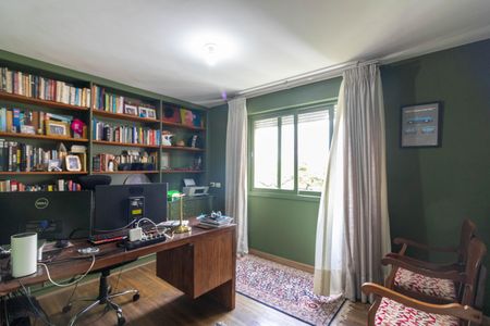 Apartamento para alugar com 230m², 3 quartos e 2 vagasEscritório