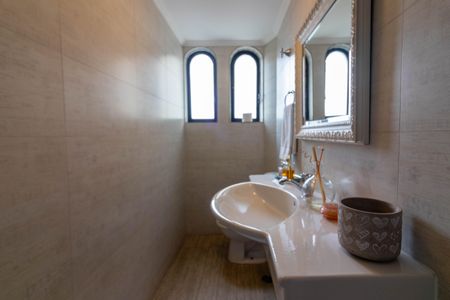 Apartamento para alugar com 230m², 3 quartos e 2 vagasLavabo