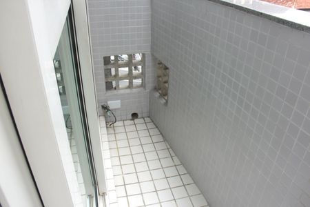 Varanda de apartamento para alugar com 2 quartos, 69m² em Gonzaga, Santos