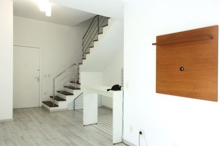 Sala de apartamento para alugar com 2 quartos, 69m² em Gonzaga, Santos