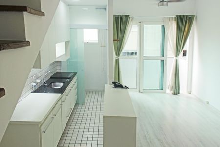 Sala de apartamento para alugar com 2 quartos, 69m² em Gonzaga, Santos