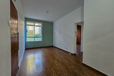 Sala de apartamento à venda com 2 quartos, 65m² em Nova Suíça, Belo Horizonte