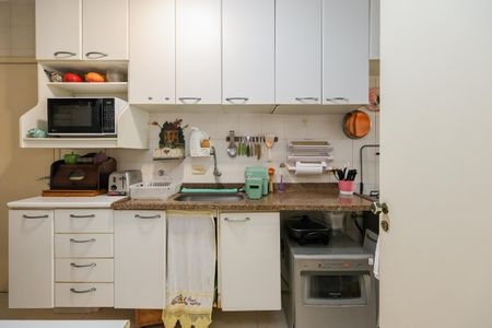 Apartamento à venda com 90m², 3 quartos e 2 vagas Apartamento à venda com 90m², 3 quartos e 2 vagasCozinha