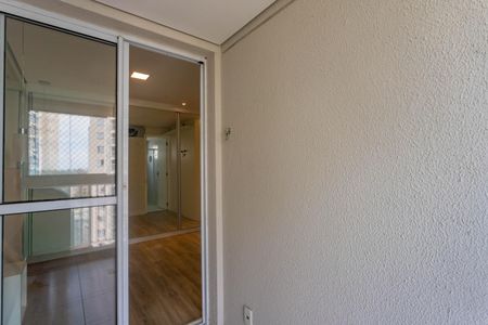 Apartamento para alugar com 93m², 3 quartos e 2 vagas Apartamento para alugar com 93m², 3 quartos e 2 vagasVaranda da suíte