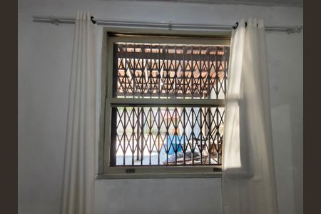 Casa para alugar com 1300m², 4 quartos e sem vaga