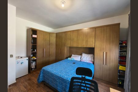 Casa para alugar com 1300m², 4 quartos e sem vaga