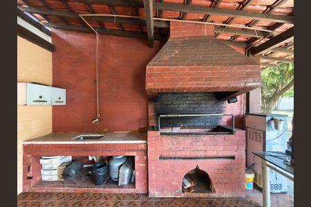 Casa para alugar com 1300m², 4 quartos e sem vaga