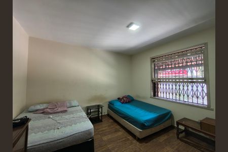 Casa para alugar com 1300m², 4 quartos e sem vaga