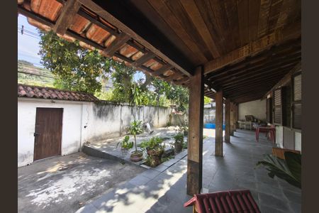 Casa para alugar com 1300m², 4 quartos e sem vaga