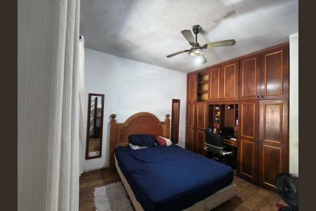 Casa para alugar com 1300m², 4 quartos e sem vaga