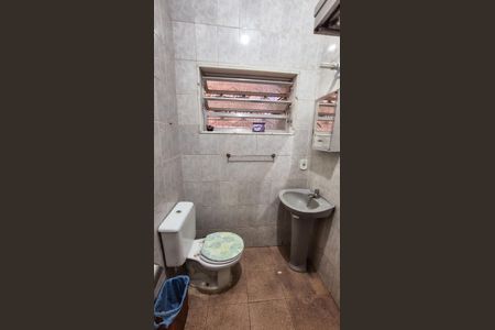 Casa para alugar com 90m², 2 quartos e 1 vagaBanheiro 