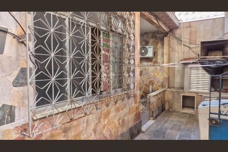 Casa para alugar com 90m², 2 quartos e 1 vagaFrente 