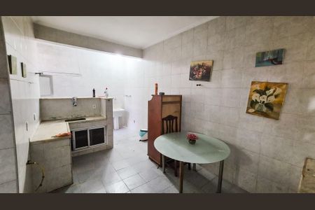 Casa para alugar com 90m², 2 quartos e 1 vagaCozinha 