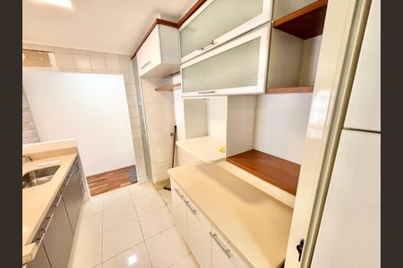 Apartamento à venda com 160m², 2 quartos e 3 vagasCozinha