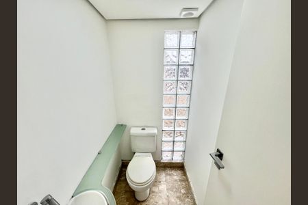 Apartamento à venda com 160m², 2 quartos e 3 vagasLavabo