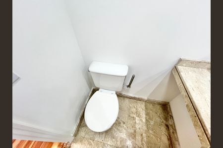 Apartamento à venda com 160m², 2 quartos e 3 vagasBanheiro da Suíte 2