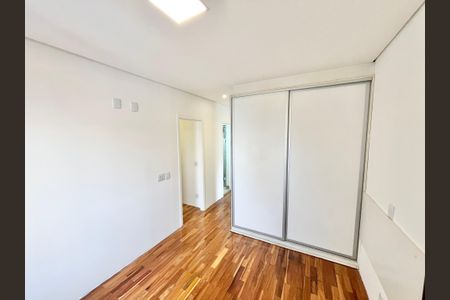 Apartamento à venda com 160m², 2 quartos e 3 vagasQuarto 2 - Suíte