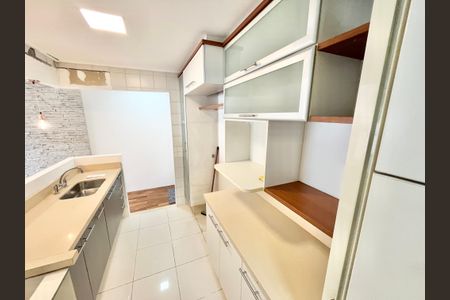 Apartamento à venda com 160m², 2 quartos e 3 vagasCozinha