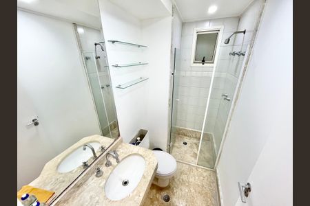 Apartamento à venda com 160m², 2 quartos e 3 vagasBanheiro