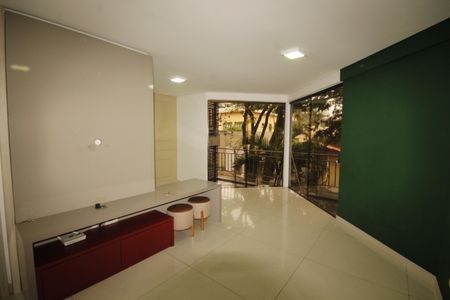 sala de apartamento para alugar com 3 quartos, 100m² em Ouro Preto, Belo Horizonte