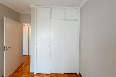 Apartamento para alugar com 74m², 2 quartos e sem vagaQuarto 2 - Armários