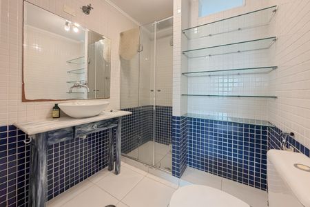 Apartamento para alugar com 74m², 2 quartos e sem vagaBanheiro Social