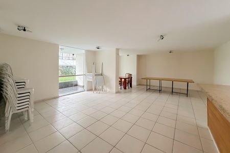 Apartamento para alugar com 74m², 2 quartos e sem vagaSalão de Festas