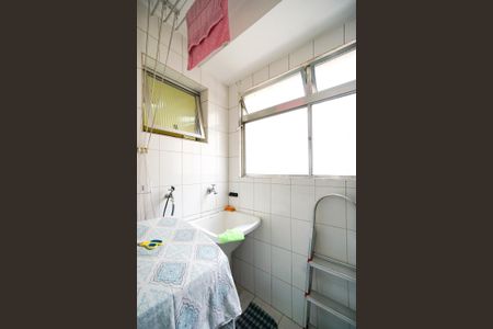 Apartamento à venda com 67m², 3 quartos e 1 vagaÁrea de serviço