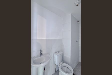 Apartamento para alugar com 37m², 2 quartos e sem vaga Apartamento para alugar com 37m², 2 quartos e sem vagaBanheiro
