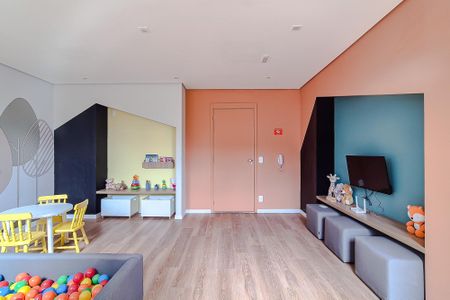 Apartamento para alugar com 37m², 2 quartos e sem vaga Apartamento para alugar com 37m², 2 quartos e sem vagaBrinquedoteca