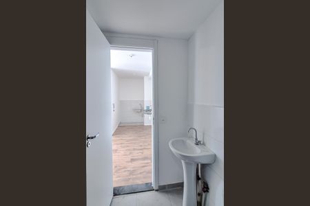 Apartamento para alugar com 37m², 2 quartos e sem vaga Apartamento para alugar com 37m², 2 quartos e sem vagaBanheiro