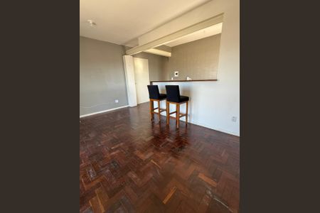 Sala de apartamento à venda com 1 quarto, 48m² em Bom Jesus, Porto Alegre