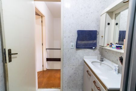Casa à venda com 189m², 2 quartos e 2 vagasBanheiro