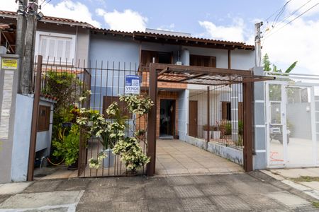 Casa à venda com 189m², 2 quartos e 2 vagasFachada