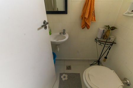 Apartamento à venda com 70m², 2 quartos e 2 vagasBanheiro de serviço