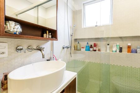 Apartamento para alugar com 75m², 2 quartos e 1 vagaBanheiro da Suíte