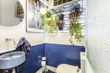 Apartamento para alugar com 75m², 2 quartos e 1 vagaLavabo