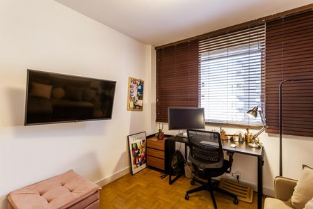 Apartamento para alugar com 75m², 2 quartos e 1 vagaQuarto 1