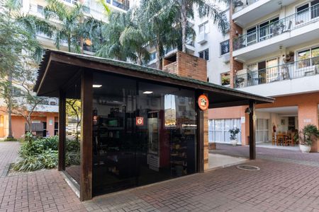 Apartamento para alugar com 100m², 4 quartos e 1 vagaConveniência